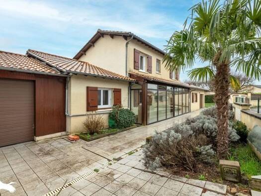 Maison à vendre 286 740 € 8 pièces 4 chambres 177 m² 2 176 m² de terrain Chancelade 24650