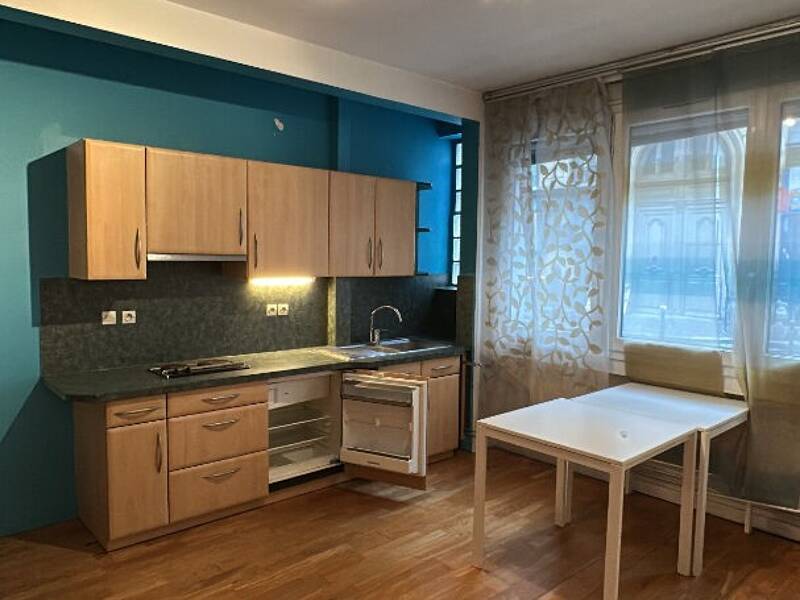 Maison à louer, 32m², PARIS 18E