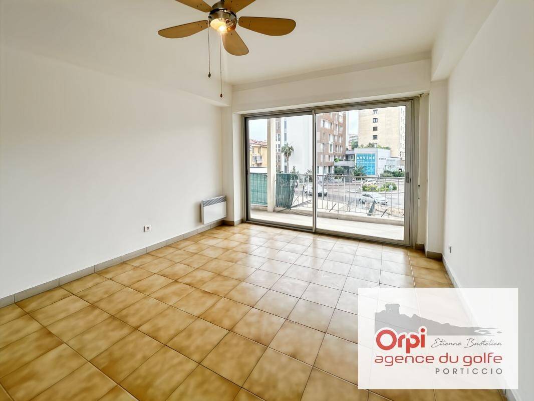 Maison à louer, 42m², AJACCIO