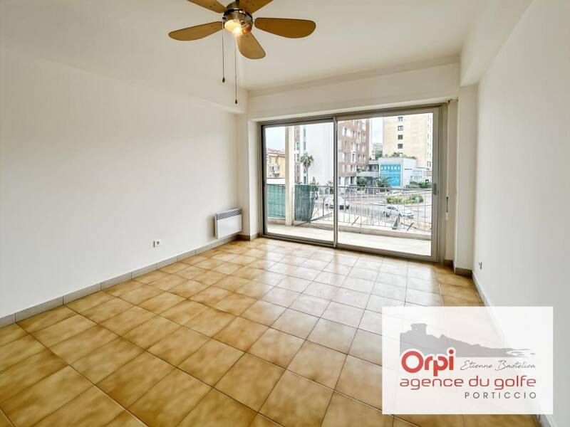 Maison à louer, 42m², AJACCIO