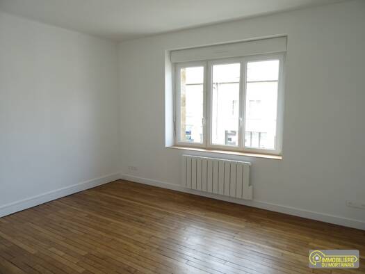 Duplex à louer 483 € 4 pièces 2 chambres 92 m² 1er étage Sourdeval 50150