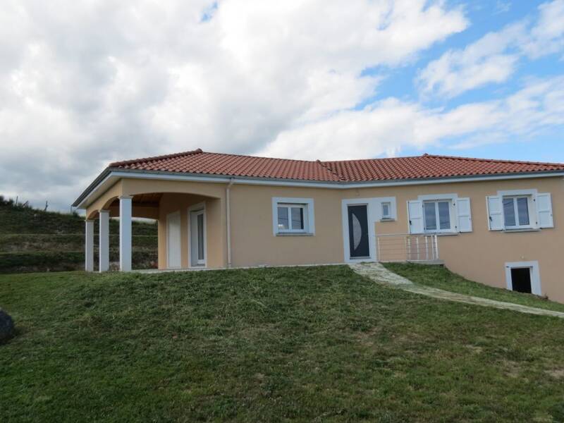 Maison à louer, 125m², LEZIGNEUX