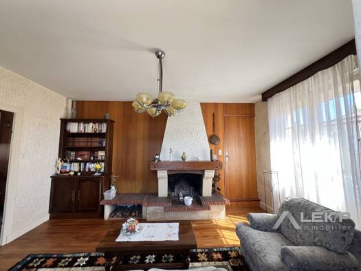 Maison à vendre 89 000 € 6 pièces 3 chambres 88 m² 450 m² de terrain Cerizay 79140