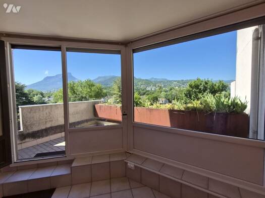 Appartement à vendre 199 000 € 3 pièces 2 chambres 74,58 m² Étage 5/6 La Ravoire 73490