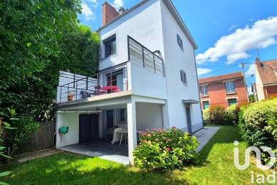Maison à vendre 499 000 € 4 pièces 3 chambres 138 m² 220 m² de terrain Centre Ville-Gare Noisy-le-Sec 93130