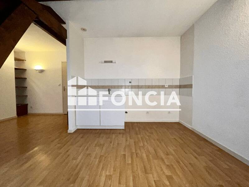 Maison à louer, 32m², LYON 8E