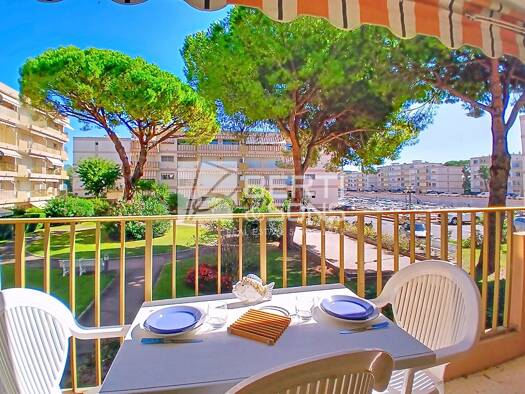 Appartement à vendre 128 000 € 1 pièce 21 m² Étage 1/3 Le Cottage Mandelieu la Napoule 06210