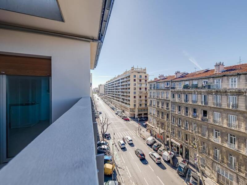 Maison à louer, 69m², MARSEILLE 3E
