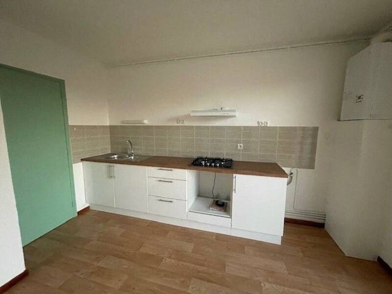 Maison à louer, 60m², DOMERAT