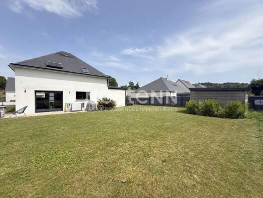 Maison à vendre - Première occupation 294 000 € 6 pièces 4 chambres 93,5 m² 550 m² de terrain Locminé 56500