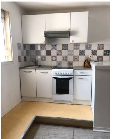 Appartement à louer 1 000 € 3 pièces 2 chambres Bordeaux 33000
