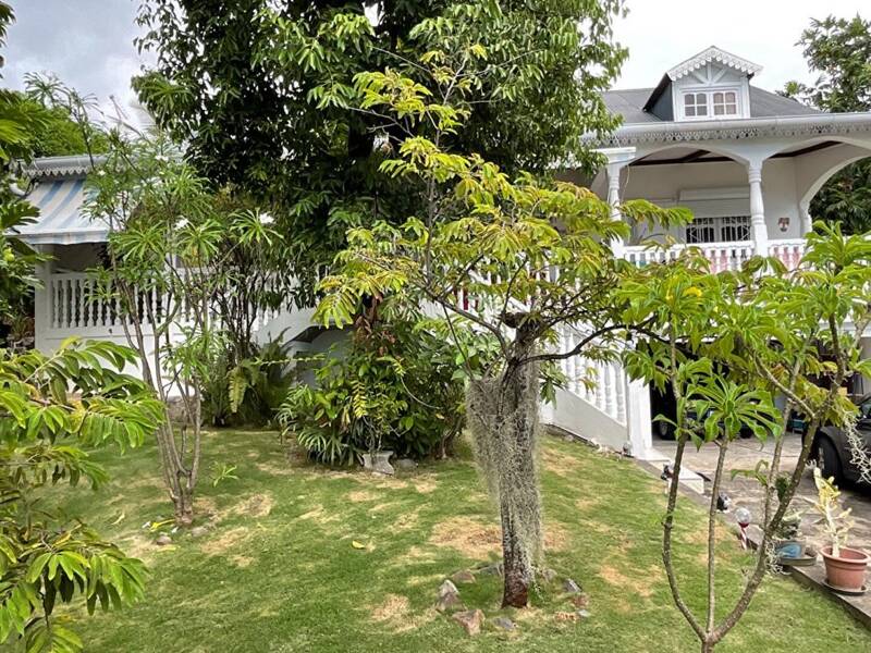 Maison à vendre, 155m², BASSE TERRE