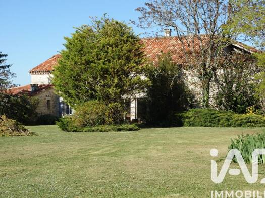 Demeure à vendre 680 000 € 8 pièces 5 chambres 360 m² 60 522 m² de terrain Saint-Jean-de-Thurac 47270