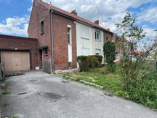 Maison à vendre 86 500 € 5 pièces 3 chambres 93 m² 506 m² de terrain Lestrem 62136
