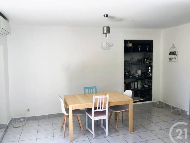 Maison à louer, 77m², VAUVERT