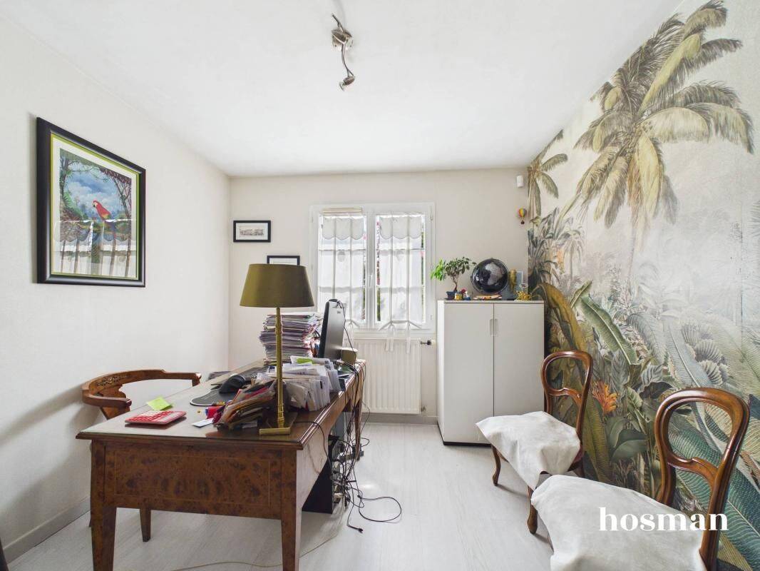 Maison de 135m² avec 4 chambres, jardin paysagé et garage - Beau — 9