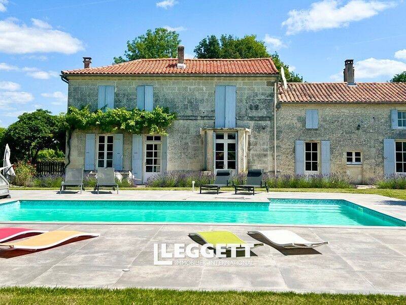 Maison à vendre, 275m², CHENAC SAINT SEURIN D'UZET