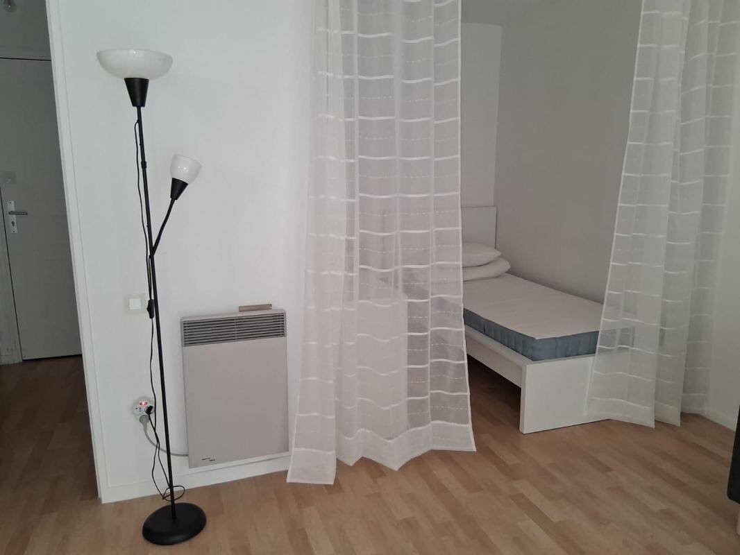 Maison à louer, 35m², HYERES