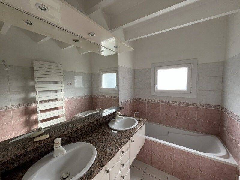 Maison à louer, 97m², BORDEAUX