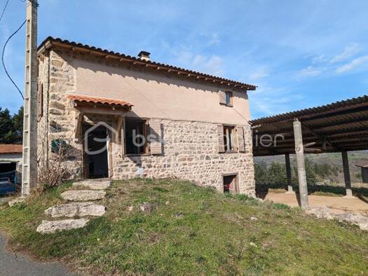 Ferme à vendre 95 000 € 4 pièces 2 chambres 82 m² 1 210 m² de terrain Nollieux 42260