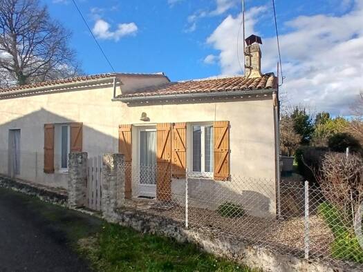 Maison à vendre 171 000 € 4 pièces 2 chambres 105 m² 800 m² de terrain Rauzan 33420