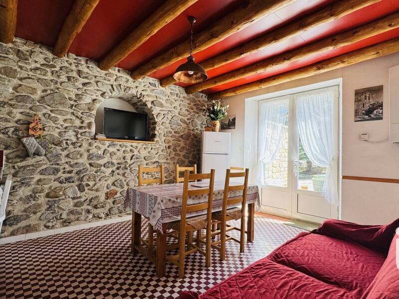 Maison à vendre, 375m², FORMIGUERES