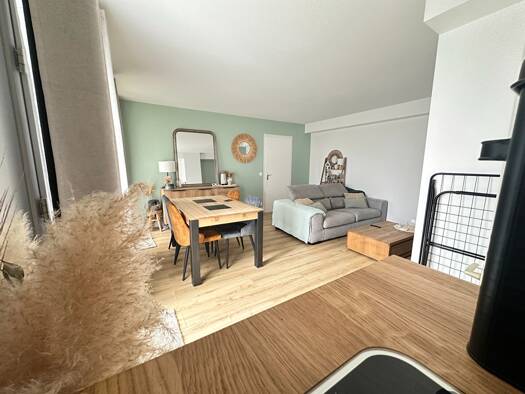 Appartement à louer 900 € 2 pièces 1 chambre 46 m² RDC Beausoleil Combs-la-Ville 77380