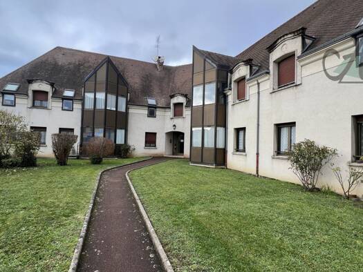 Appartement à vendre 139 100 € 3 pièces 2 chambres 65,3 m² Étage 1/1 Montereau-Fault-Yonne 77130