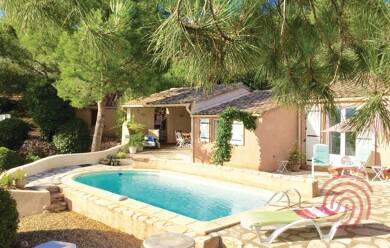 Maison de plain-pied à vendre 325 000 € 4 pièces 3 chambres 101 m² 5 643 m² de terrain Pierrerue 34360