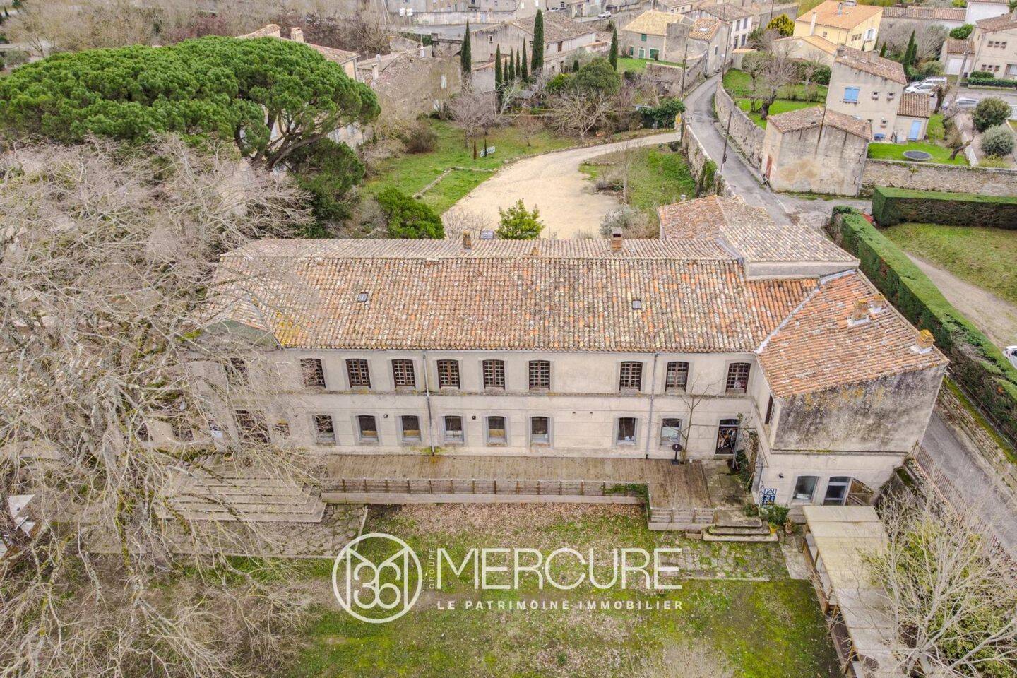 Maison à vendre, 892m², MONTOLIEU