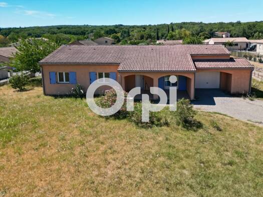 Maison à vendre 266 000 € 4 pièces 3 chambres 101,2 m² 1 125 m² de terrain Ruoms 07120