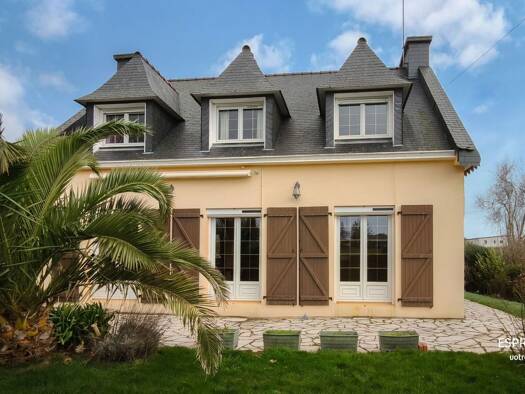 Maison à vendre 314 400 € 6 pièces 3 chambres 123 m² 920 m² de terrain Nord Trégunc 29910