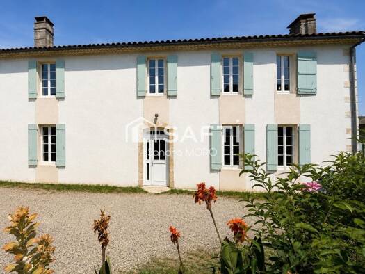 Appartement à vendre 465 000 € 13 pièces 9 chambres 420 m² RDC Caudrot 33490