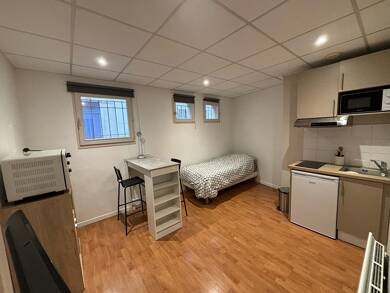 Appartement à louer 530 € 1 pièce 21 m² 3 étages Orleans 45000