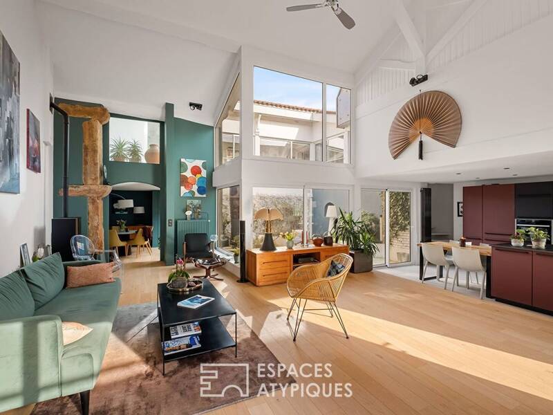 Maison à vendre, 220m², CHARBONNIERES LES BAINS