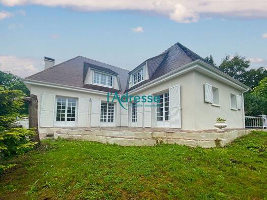 Maison à vendre 490 000 € 8 pièces 4 chambres 171 m² 1 542 m² de terrain Seraincourt 95450