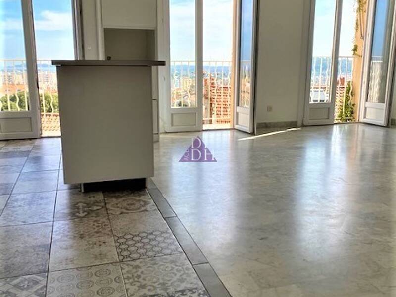 Maison à louer, 66m², HYERES