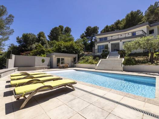 Villa à vendre 1 150 000 € 6 pièces 3 chambres 170 m² 5 000 m² de terrain La Maure-Super Cannes Vallauris 06220