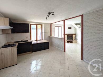 Duplex à louer 830 € 4 pièces 3 chambres 91,2 m² RDC La Croix de la Rochette 73110