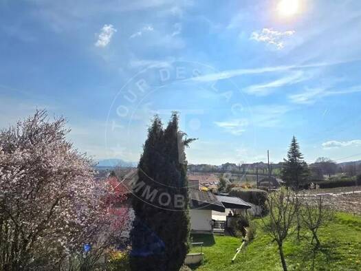 Maison à vendre 1 470 000 € 11 pièces 8 chambres 220 m² Epagny Metz-Tessy 74330