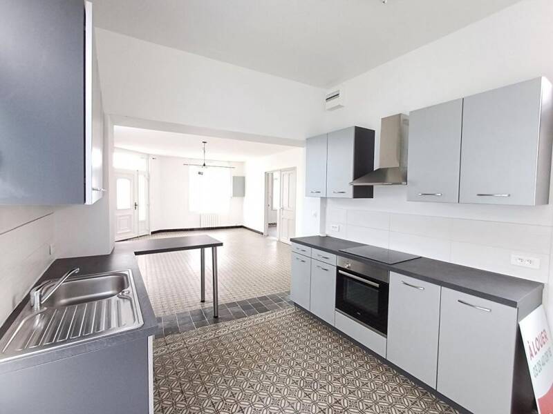 Maison à louer, 69m², STRAZEELE