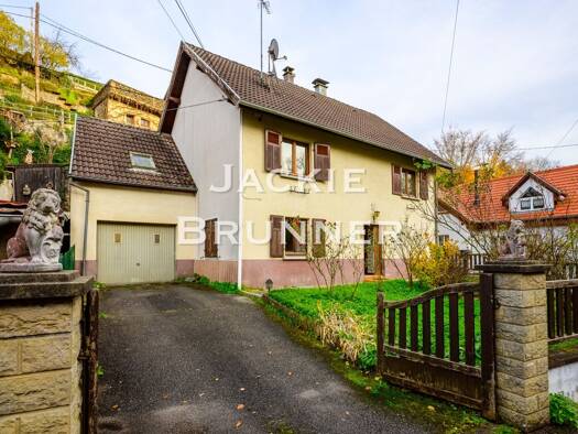 Maison à vendre 107 000 € 6 pièces 5 chambres 118 m² 397 m² de terrain Saint-Amarin 68550