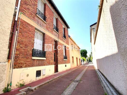 Appartement à vendre 194 000 € 2 pièces 1 chambre 35 m² RDC Gresillons Gennevilliers 92230