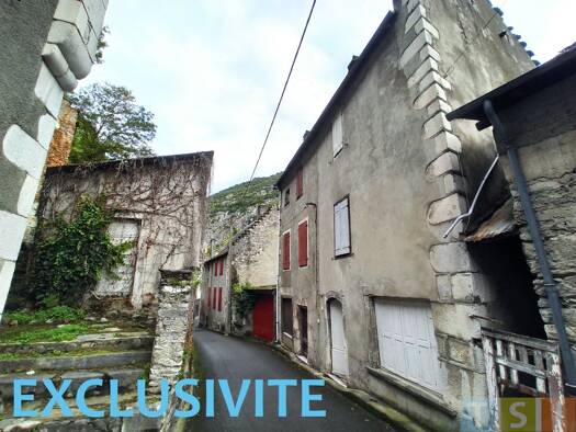 Maison à vendre 60 000 € 4 pièces 3 chambres 82 m² Saint-Béat-Lez 31440