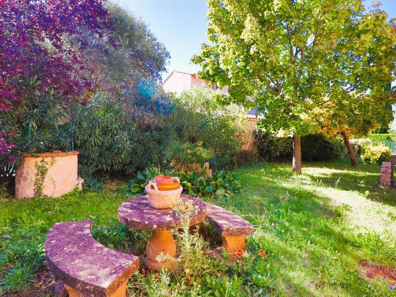 Maison à louer, 167m², SIMIANE COLLONGUE