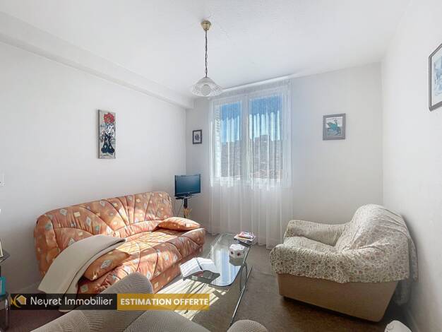 Appartement à vendre 49 000 € 3 pièces 2 chambres 57,3 m² Étage 3/4 Saint-Étienne 42000