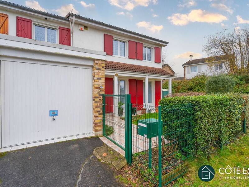 Maison à vendre, 115m², CONCHES SUR GONDOIRE