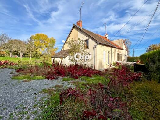 Maison à vendre 39 800 € 2 pièces 1 chambre 69 m² 1 035 m² de terrain Bézenet 03170
