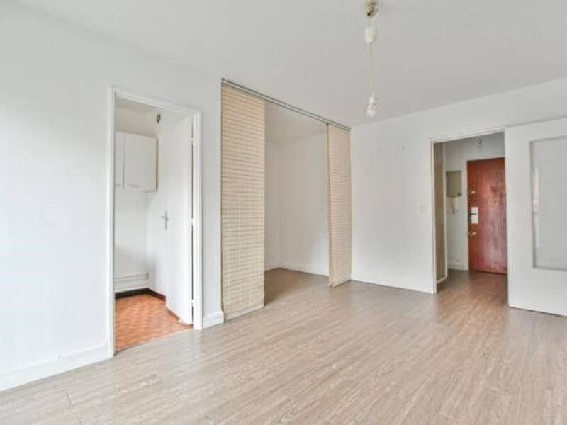 Maison à louer, 25m², PARIS 18E