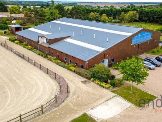 Ferme équestre à vendre 2 470 000 € 250 m² 22 000 m² de terrain Pacy sur Eure 27120